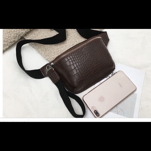 Handbags - Crossbody/Waist Pack or Wristlet Handbag (Brown)